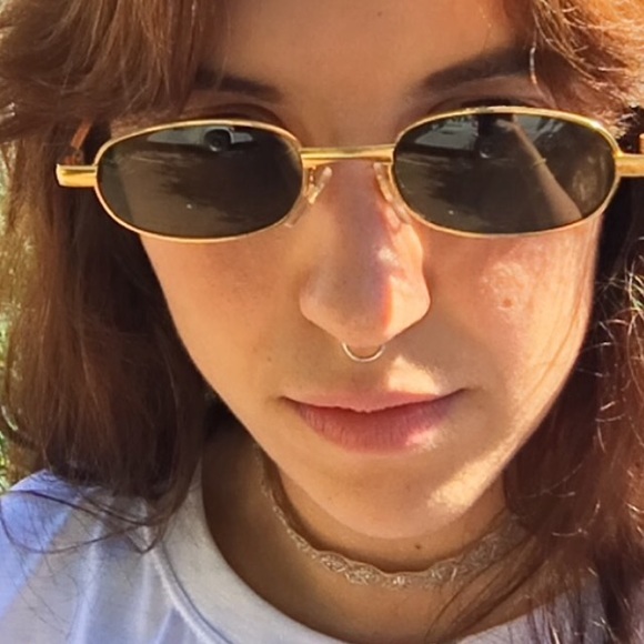 Meet your Posher, Maira - Picture 1 of 1